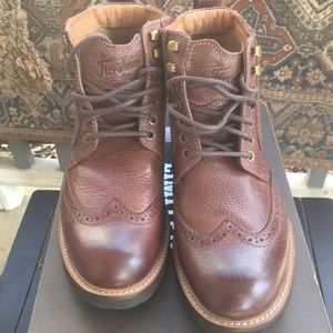 Florsheim Men’s Kilbourn Wing Tip Chukka Boot WIDE