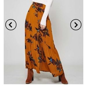 Buttercup Floral skirt