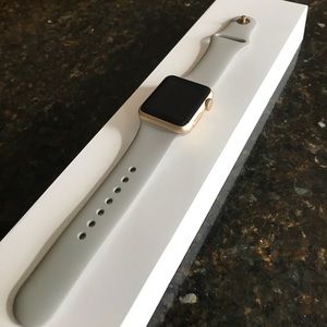Apple Watch Series 1 - 38mm Gold