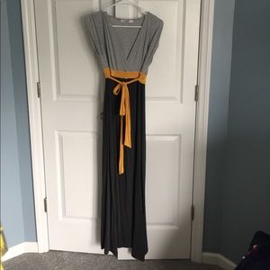 Maternity dress