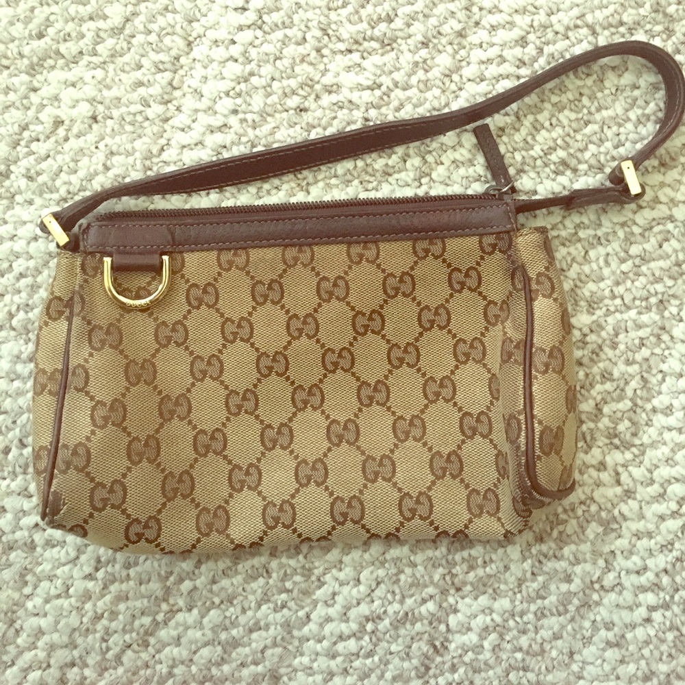 Gucci Pouch Monogram