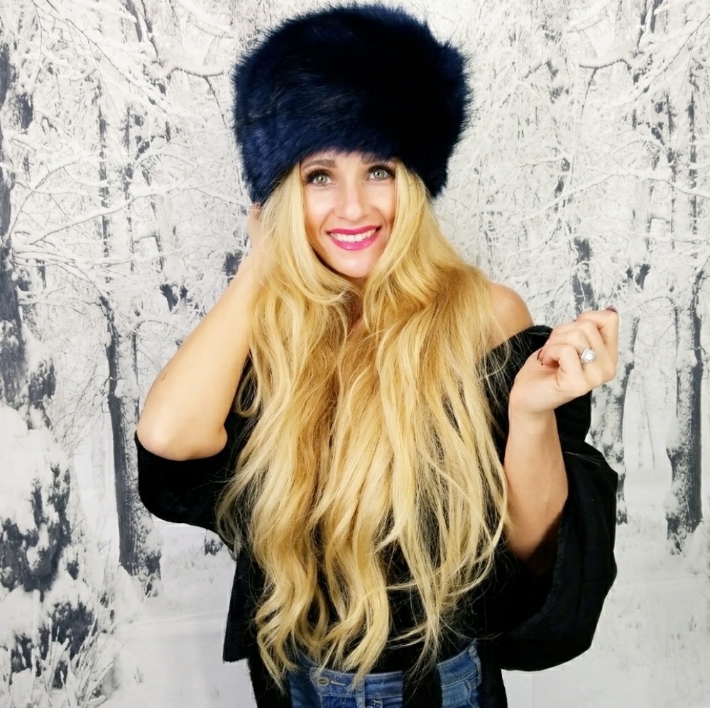 ROYAL BLUE RUSSIAN FAUX FUR HAT - Picture 3 of 4