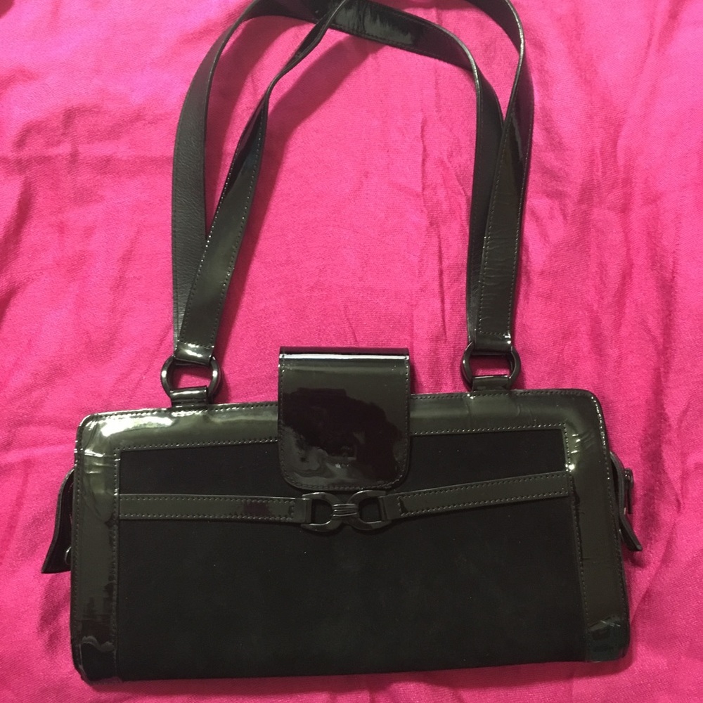Stuart Weitzman Black purse suede, patent leather