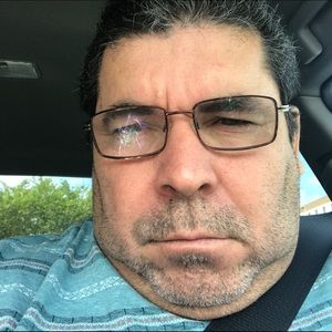 Meet your Posher, Diego