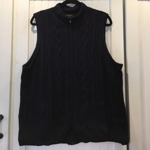 Gorgeous Navy cable knit vest Talbots
