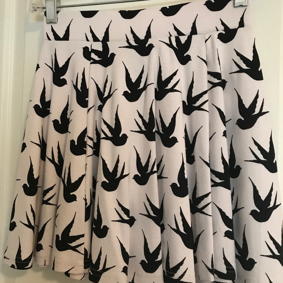 Skirt - Picture 2 of 4