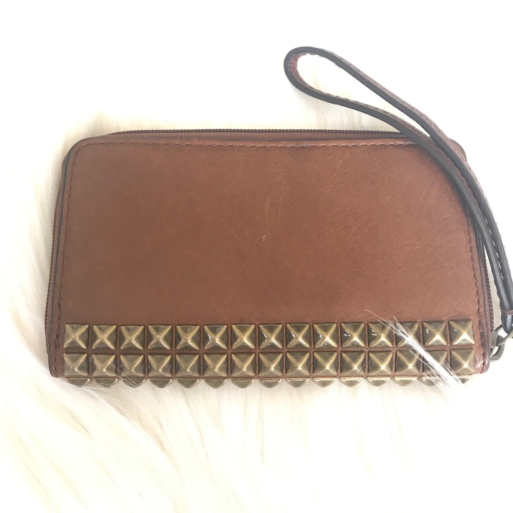 Authentic Coach wristlet - Picture 3 of 4