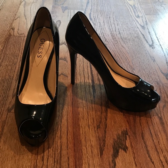Like new perfect condition black peep toe heel - Picture 2 of 6