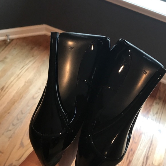 Like new perfect condition black peep toe heel - Picture 4 of 6