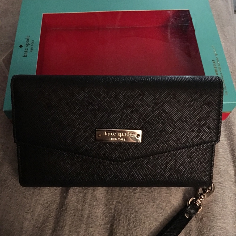 Kate spade wristlet