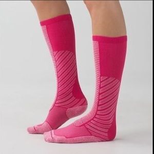 Lululemon gym training tough Sock NWT