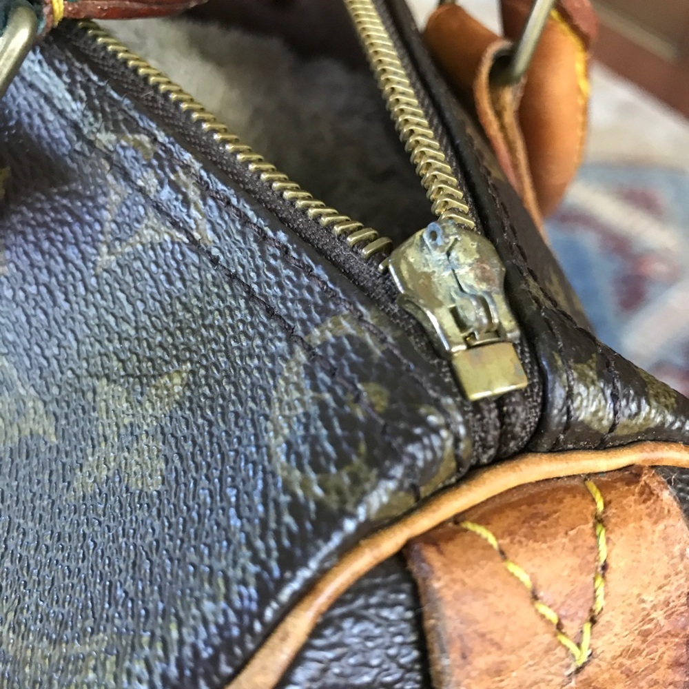 Additional pics of LV Speedy 25