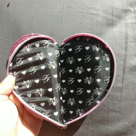 KVD Too Faced better together - Picture 3 of 3