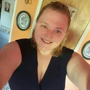 Meet your Posher, Destinee