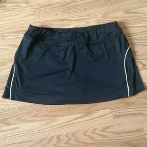 Champion black sport skirt with built in shorts
