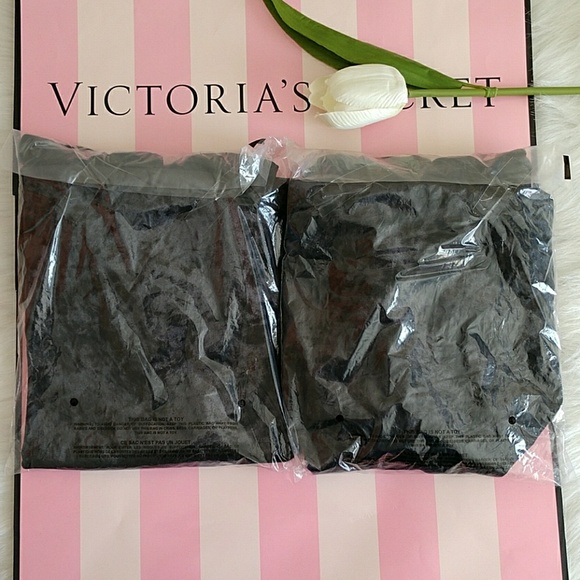SIZE XS/S - M/L  VICTORIA'S SECRET VELVET SLIP - Picture 4 of 4