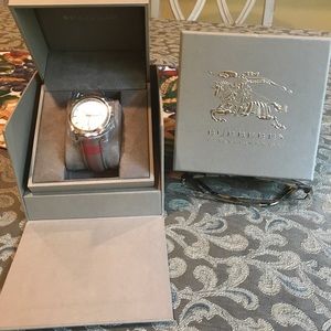 Burberry classic plaid watch NWT