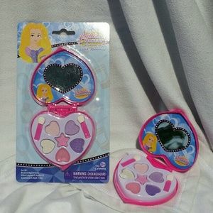 Rapunzel Princess make-up kit. Washable/Dress-up/C