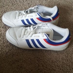Adidas tennis shoes