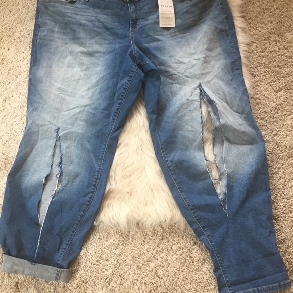 NWT torrid jeans - Picture 3 of 8