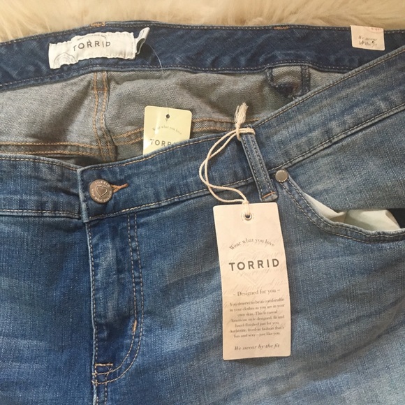 NWT torrid jeans - Picture 5 of 8