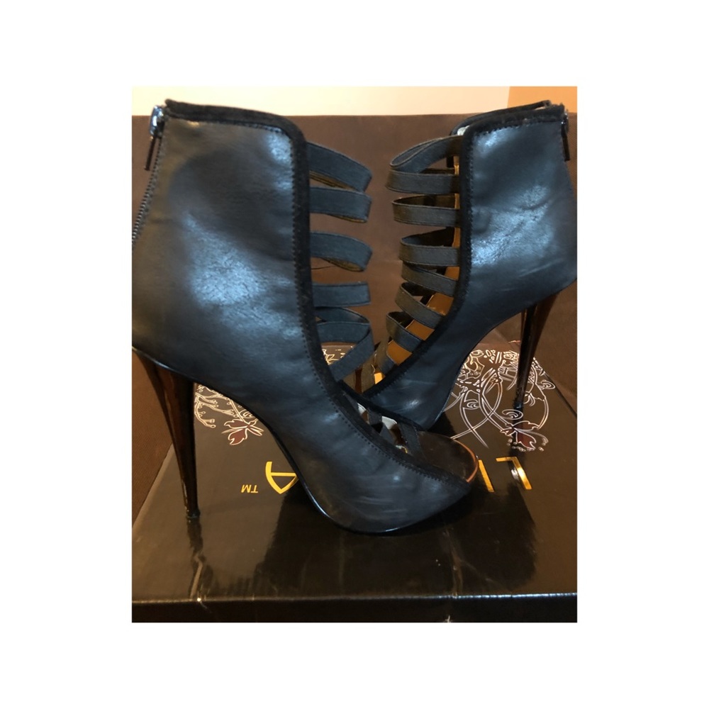 Sexy Booties!