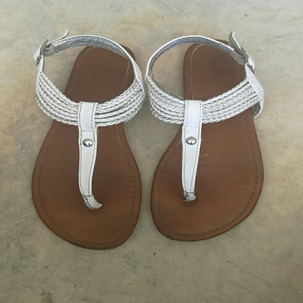 Sandals - Picture 2 of 4