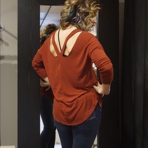 open back cross cross long sleeve top
