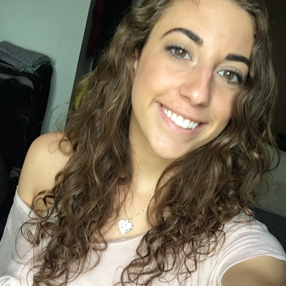 Meet your Posher, Kayla