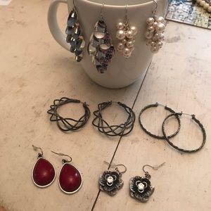 Lot of 6 pairs of Premier Designs earrings