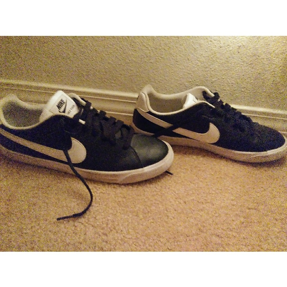 Nike shoes
