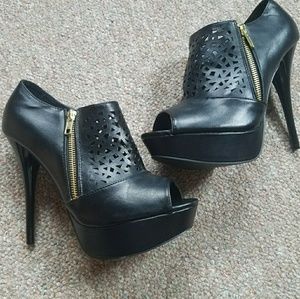 Black ankle peep toe booties