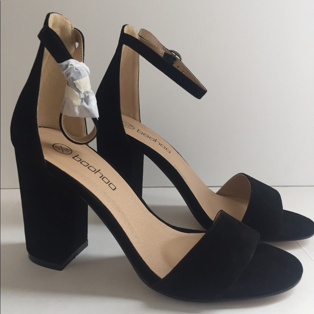 BLACK BLOCK HEELS