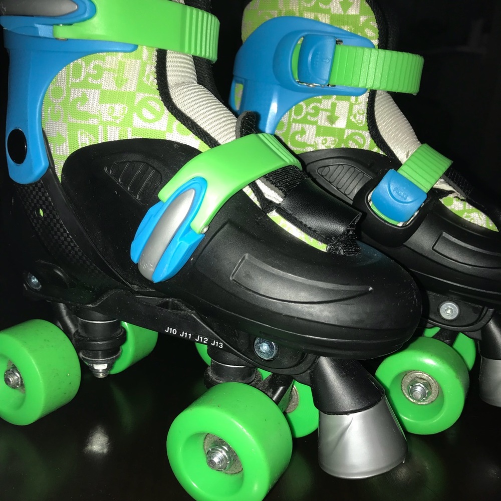 Kids roller skates
