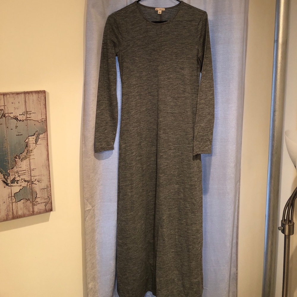 Gap grey long sleeve dress