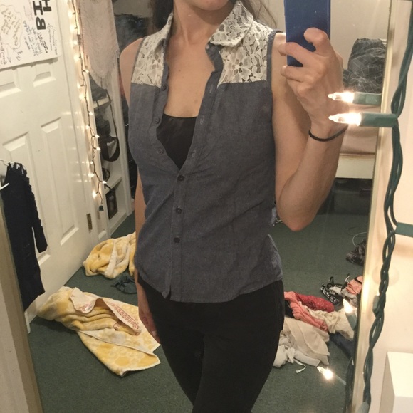 Keyhole Lace Button Down Shirt - Picture 3 of 7