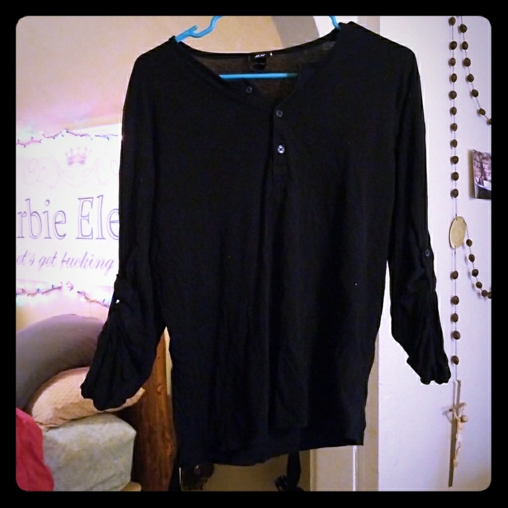 Black shirt