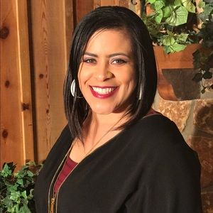 Meet your Posher, Tashayla