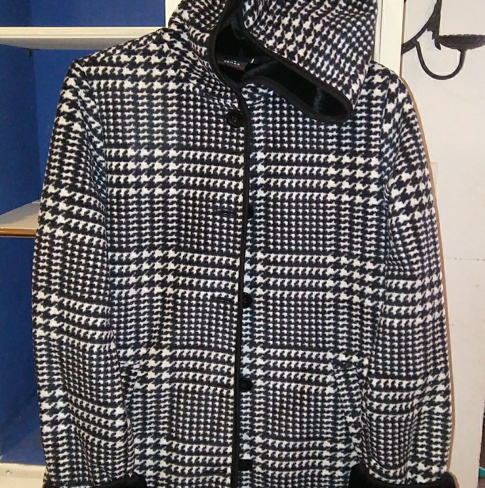 Ike Behar Fur lined hooded coat!