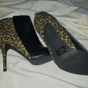 Leopard booties