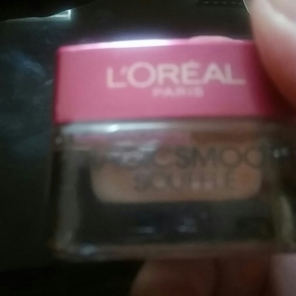 Loreal Magic Smooth souffle foundation - Picture 4 of 4