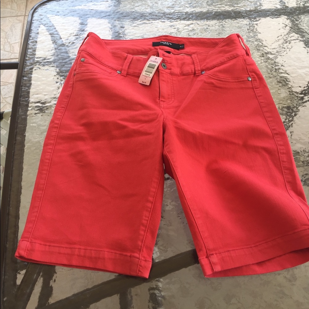 NWT Torrid bermuda shorts  Plus size