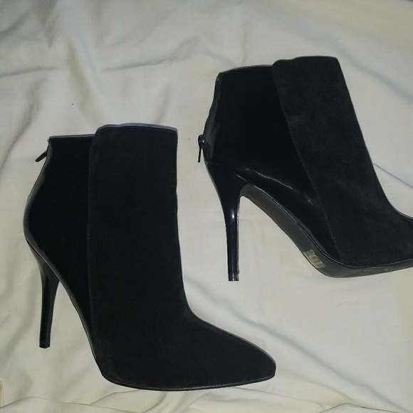 Shoes - Ankle booties