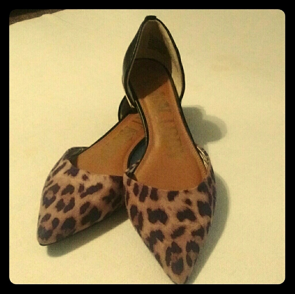 "Sam & Libby" Suede Flats