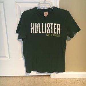 Men’s Hollister tee