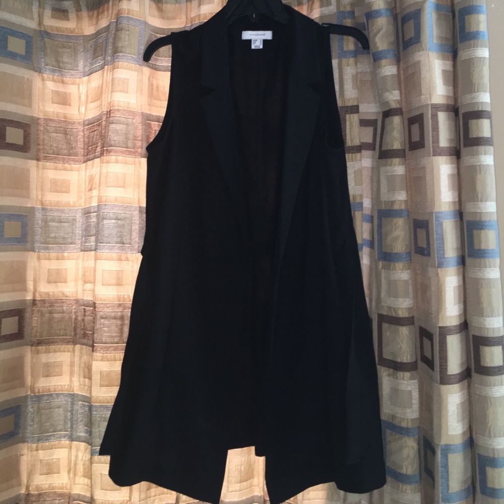 Atmosphere Fancy Cardigan ! Size 8 !!