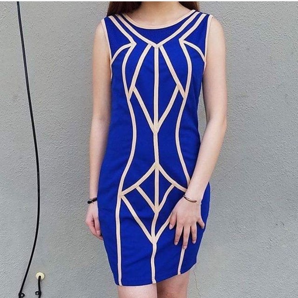 Selling this dress