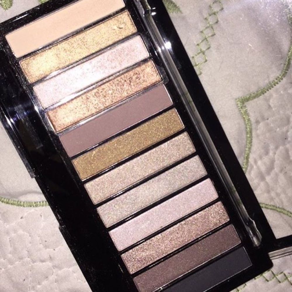 redemption eyeshadow palette iconic 2