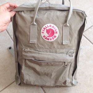 Kanken Backpack Putty colored by Fjallraven