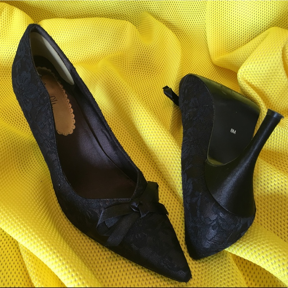 'Little Black Shoe"!